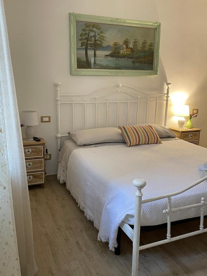 Il Cortiletto Apartment Taranto Bagian luar foto